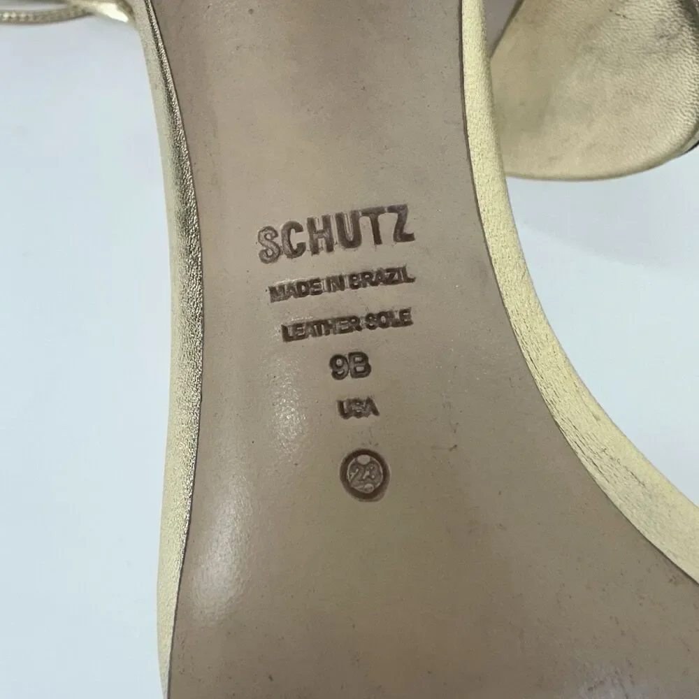 SCHUTZ excellent pre
